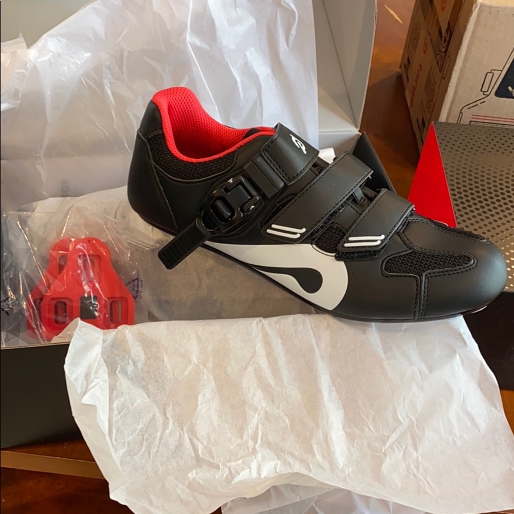 Peloton shoes size 40 (women’s 9)